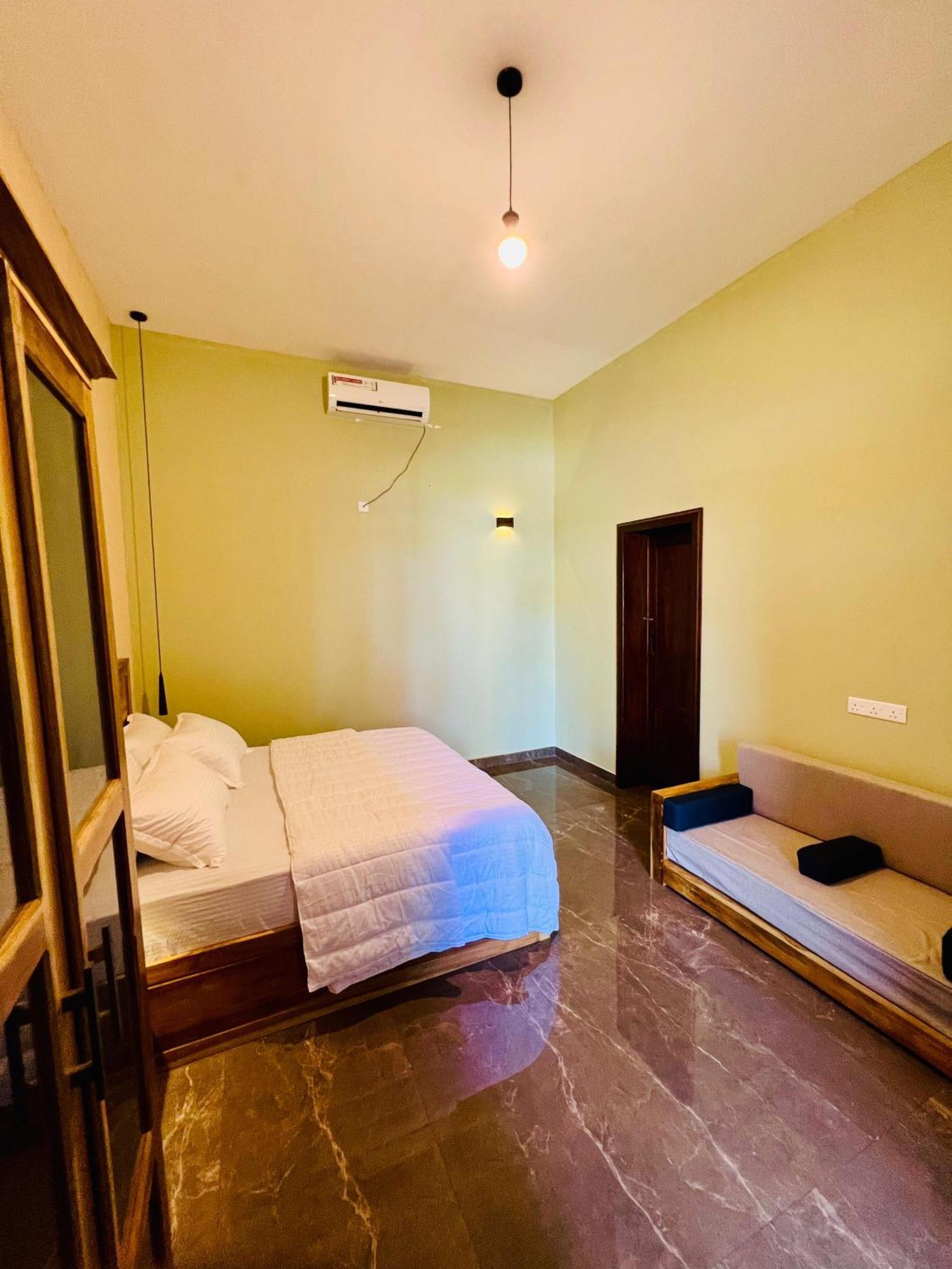 Sound Sleep Resort Аругам Бей Екстериор снимка
